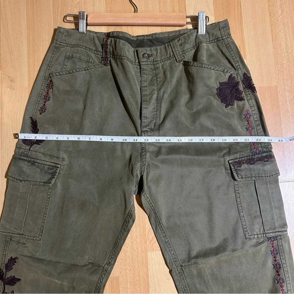 Sundance Olive Green Embroidered Cargo Pants Size 14 Boho Earthy - Picture 13 of 16